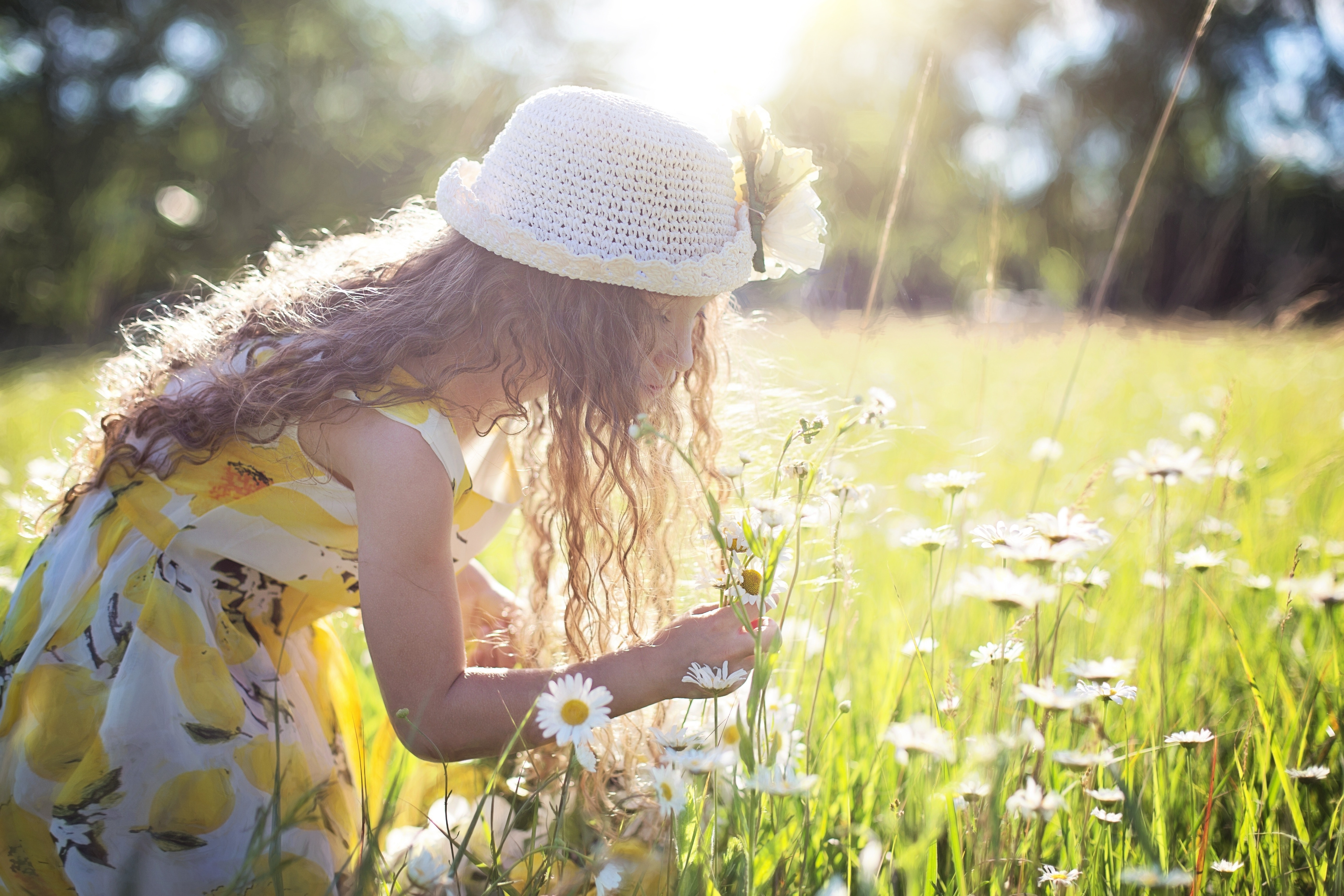 It's a myth that homeschoolers never leave the house. What a misconception. Homeschoolers have the time and freedom to explore their outside world!
